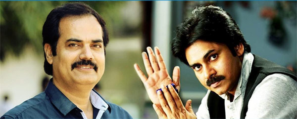 pawan kalyan,dolly,johnny,sardaar gababr singh,script work  పవన్ అంటే భయపడుతున్నారు..!